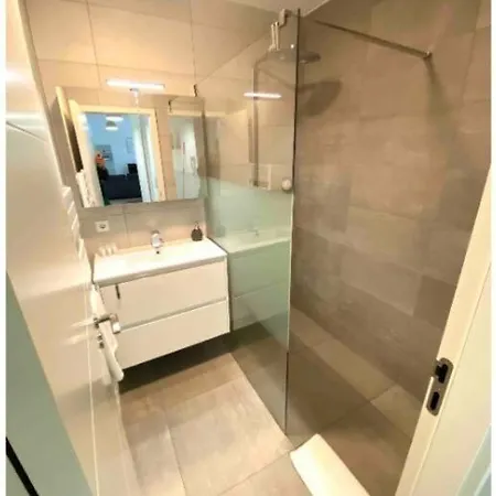 Apartment Two Bedrooms Flat In Center