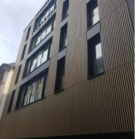 Two Bedrooms Flat In Center *